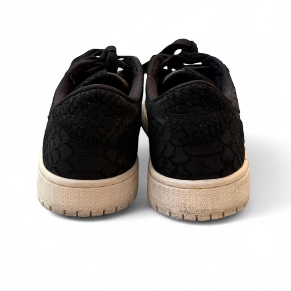 Women’s Air Jordan Sneakers - Picture 5 of 7